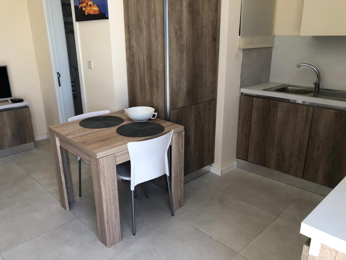 דירות סיינט פול ביי The Sea Across The Road Penthouse 5 מראה חיצוני תמונה